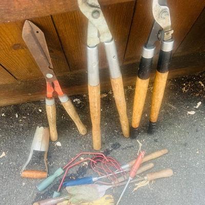 Yard & Garden Tools