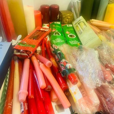 Large Candle Lot 452