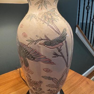 12” Ceramic Table Lamp. Asian Influence with Cranes & Wood Base. Lamp Only.