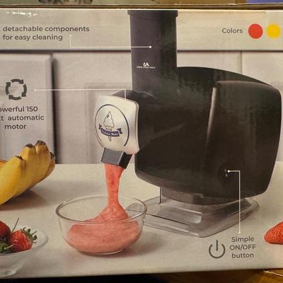 Uber Appliance Sorbet Maker. Instruction Manual & Recipe Book Included.
