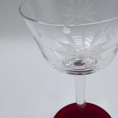 7 pc - Miscellaneous Glass Cocktail Glasses