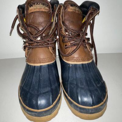Sale Photo Thumbnail #72: Various Women's Shoes, Clothes, Leather Jacket, Rain Coats, Hair Bows, and more. Please see photos for more details.