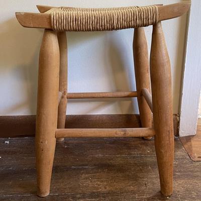 Sale Photo Thumbnail #157: Rush Rope Ottoman. Measures approx. 15" x 11.5" x 18" Please see photos for more details.