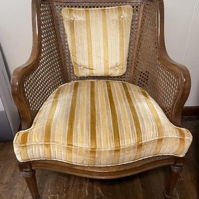 Sale Photo Thumbnail #282: This beautiful chair measures approx. 26" x 22" x 32".  Please see Photos for more details
