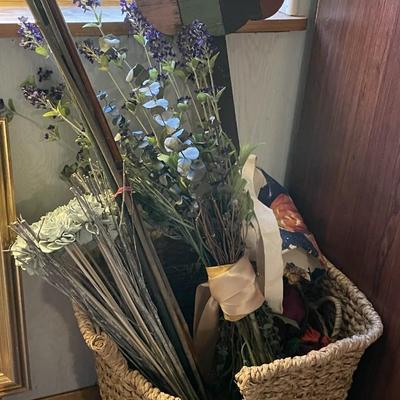 Sale Photo Thumbnail #304: . Box of clear glass vases, dry flowers, framed artwork, small table lamp, needlepoint tapestry, baskets and much more. Please see photos for more details.