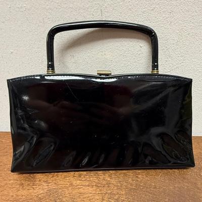 Sale Photo Thumbnail #121: In good vintage purse.