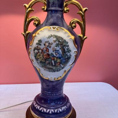 Sale Photo Thumbnail #398: Amazing find! Beautiful ceramic 29" tall lamp in excellent condition picturing George and Martha Washington.
