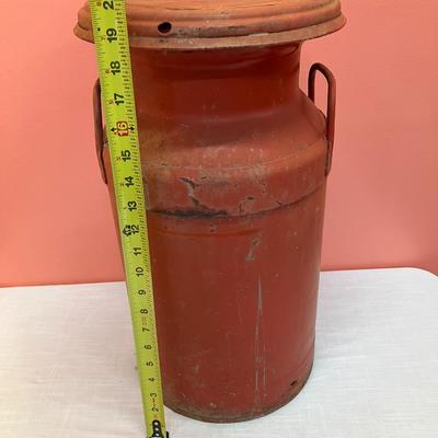 Sale Photo Thumbnail #442: Vintage rust colored metal milk can
**Pick up only!