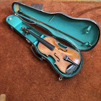 LOT 100: Vintage A. Schroetter Geigenbaumeister Violin & Child's Rocking Chair w/Small Storage Drawer
