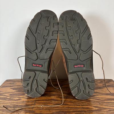 LOT 103: Men's Boots: Red Wing & Bogs, Sz 14