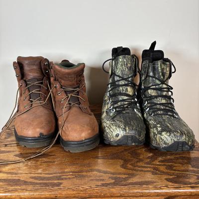 LOT 103: Men's Boots: Red Wing & Bogs, Sz 14