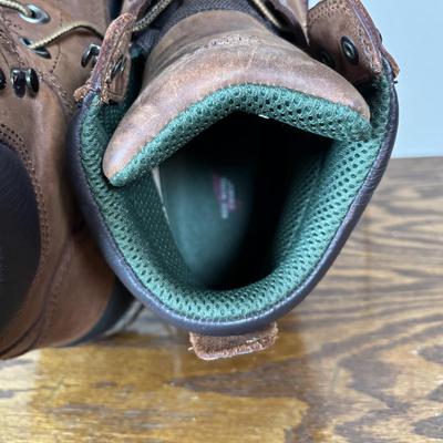 LOT 103: Men's Boots: Red Wing & Bogs, Sz 14