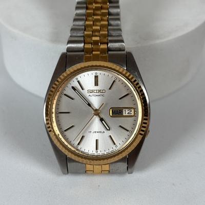 LOT 107: Seiko Automatic Watch w/17 Jewels & Quartz John Deer Watch/Money Clip