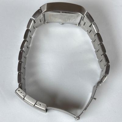 LOT 108: Guess Mens Watch