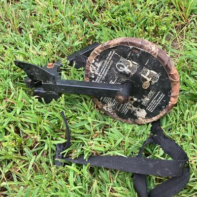 LOT 115: Hunter's Tree Stand, Big Game Seat, Full Body Harness Components Model # 2015-FS and JH2006 6001 and Outfitters Ridge...