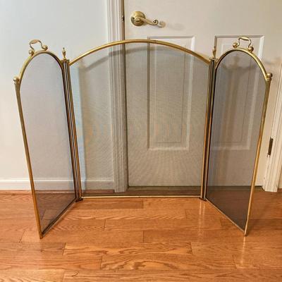 LOT 131: Brass Fireplace Screen