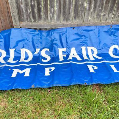 LOT 135: Large Trump World's Fair Casino at Trump Plaza Banner