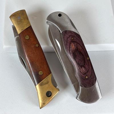 LOT 139: Camillus #4 Pocket Knife w/Lawn Doctor Case & Winchester Pocket Knife & Case