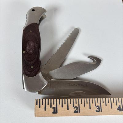 LOT 139: Camillus #4 Pocket Knife w/Lawn Doctor Case & Winchester Pocket Knife & Case
