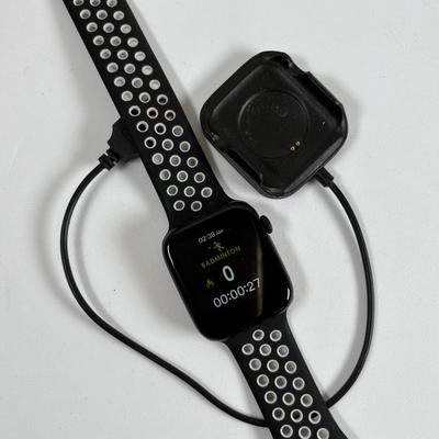 LOT 143: Smart Watch/Fitness Tracker
