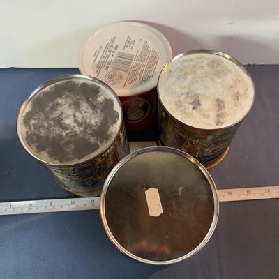 Vintage Tin Lot