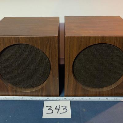 Speaker Lot