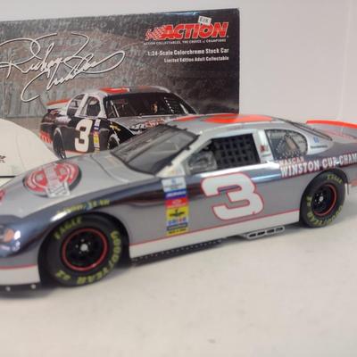 Sale Photo Thumbnail #786: Action Racing Limited-Edition Dale Earnhardt 'The Victory Lap' 7 Time Champion #3 GM Goodwrench 2003 Monte Carlo with Original Box