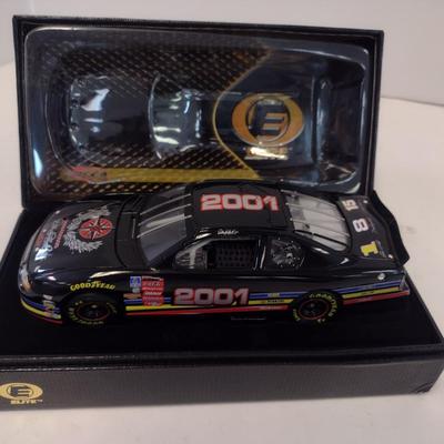 Sale Photo Thumbnail #814: Action Racing Elite Limited Edition Dale Earnhardt Pit Stop Practice #3 GM Goodwrench 2001 Monte Carlo with Original Box