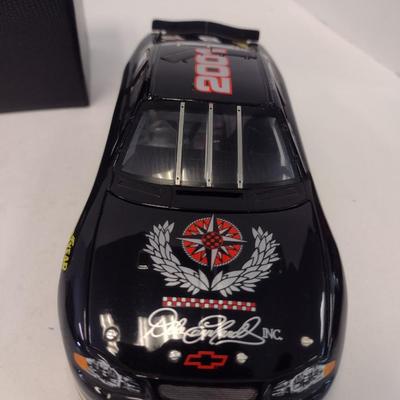Sale Photo Thumbnail #816: Action Racing Elite Limited Edition Dale Earnhardt Pit Stop Practice #3 GM Goodwrench 2001 Monte Carlo with Original Box
