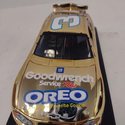 Sale Photo Thumbnail #802: Race Fans Limited Edition Double Plated 24K Gold Dale Earnhardt #3 Oreo GM Goodwrench 2001 Monte Carlo with Original Box