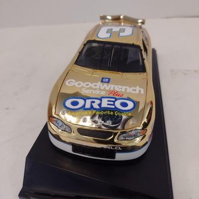 Sale Photo Thumbnail #797: Race Fans Limited Edition Double Plated 24K Gold Dale Earnhardt #3 Oreo GM Goodwrench 2001 Monte Carlo with Original Box