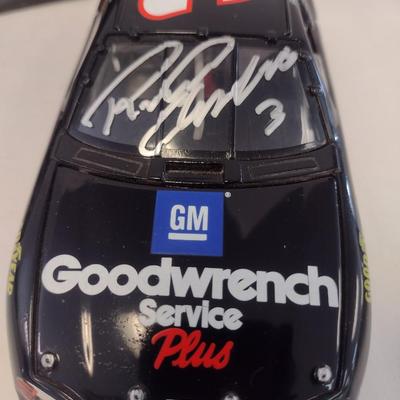 Sale Photo Thumbnail #847: Action Racing Limited Edition AUTOGRAPHED! Dale Earnhardt 25th Anniversary #3 GM Goodwrench 1999 Monte Carlo Coin Bank with Original Box