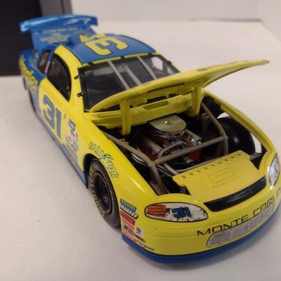 Sale Photo Thumbnail #863: Action Racing Limited Edition Die Cast Dale Earnhardt #31 GM Wrangler Goodwrench Service Plus 1997 Monte Carlo with Original Box