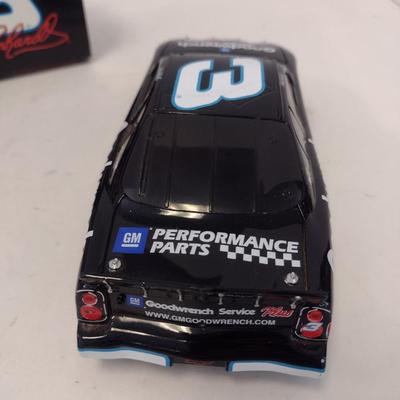Sale Photo Thumbnail #979: Action Racing Limited Edition Dale Earnhardt Die Cast NASCAR #3 GM Goodwrench Oreo 2001 Monte Carlo with Original Box