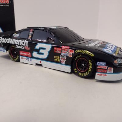 Sale Photo Thumbnail #978: Action Racing Limited Edition Dale Earnhardt Die Cast NASCAR #3 GM Goodwrench Oreo 2001 Monte Carlo with Original Box