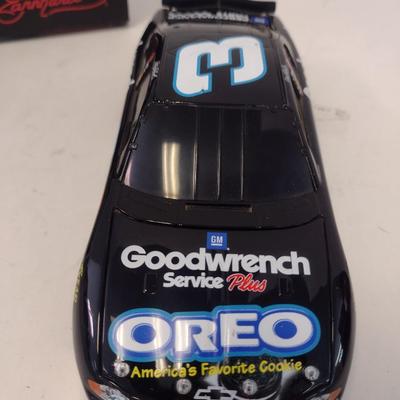 Sale Photo Thumbnail #977: Action Racing Limited Edition Dale Earnhardt Die Cast NASCAR #3 GM Goodwrench Oreo 2001 Monte Carlo with Original Box