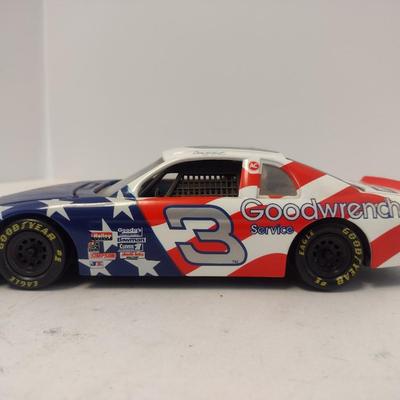 Sale Photo Thumbnail #1008: Revell Die Cast Dale Earnhardt #3 GM Goodwrench Special Edition 1991 Monte Carlo in Original Box