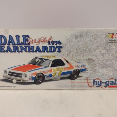 Sale Photo Thumbnail #1085: 1976 Hy-Gain Dale Earnhardt NASCAR #77 Chevy Malibu Limited Edition Stock Car Scale Model 1:24 Die Cast Race Car in Original Box