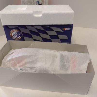 Sale Photo Thumbnail #1094: 1976 Hy-Gain Dale Earnhardt NASCAR #77 Chevy Malibu Limited Edition Stock Car Scale Model 1:24 Die Cast Race Car in Original Box