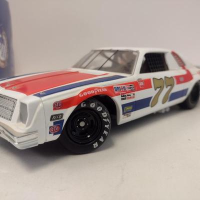 Sale Photo Thumbnail #1089: 1976 Hy-Gain Dale Earnhardt NASCAR #77 Chevy Malibu Limited Edition Stock Car Scale Model 1:24 Die Cast Race Car in Original Box