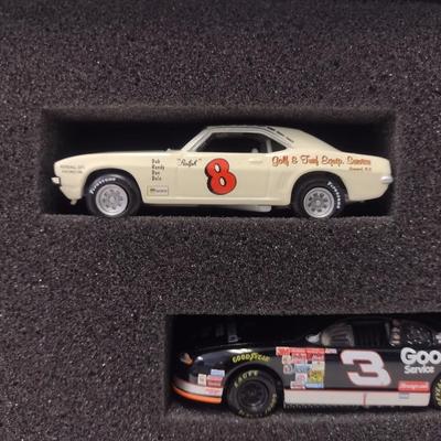 Sale Photo Thumbnail #1099: Revell Earnhardt Family Three-Car Die Cast Race Cars in Limited Edition Collector Tin includes Ralph, Dale, and Dale, Jr Earnhardt