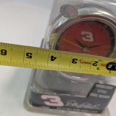 Sale Photo Thumbnail #1217: NASCAR Dale Earnhardt #3 Retro Alarm Clock Headlight
