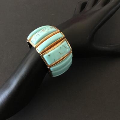 Beautiful vintage turquoise, blue gold, flake expansion bracelet