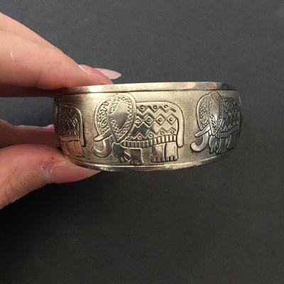 Vintage Silver tone elephant cuff bracelet