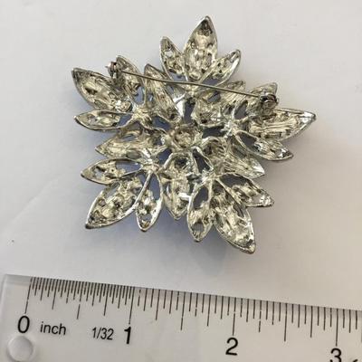 Vintage cobalt blue rhinestone brooch
