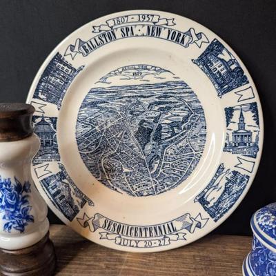 Sale Photo Thumbnail #100: Vintage Blue & White Vignette