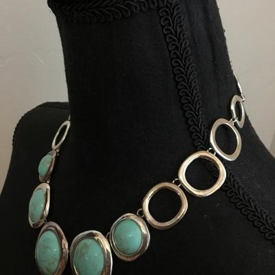 A etienne Aigner Beautiful statement necklace