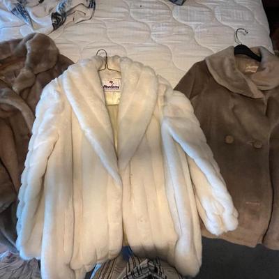 Women’s Coats (3)