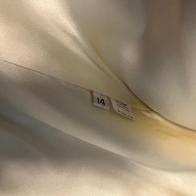 Women’s Coats (3)