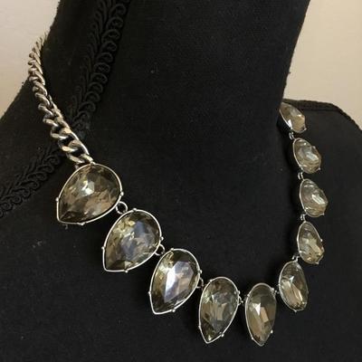 Vera Wang vintage, silver tone, statement, teardrop ring, stone very nice
